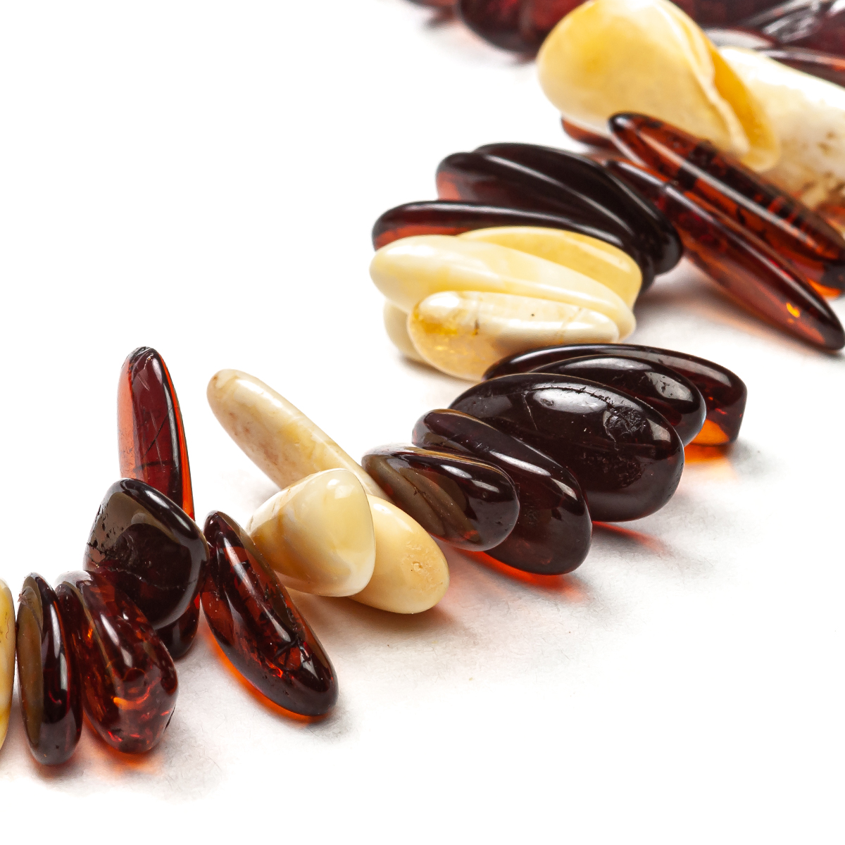 550103304_3 550103304_3