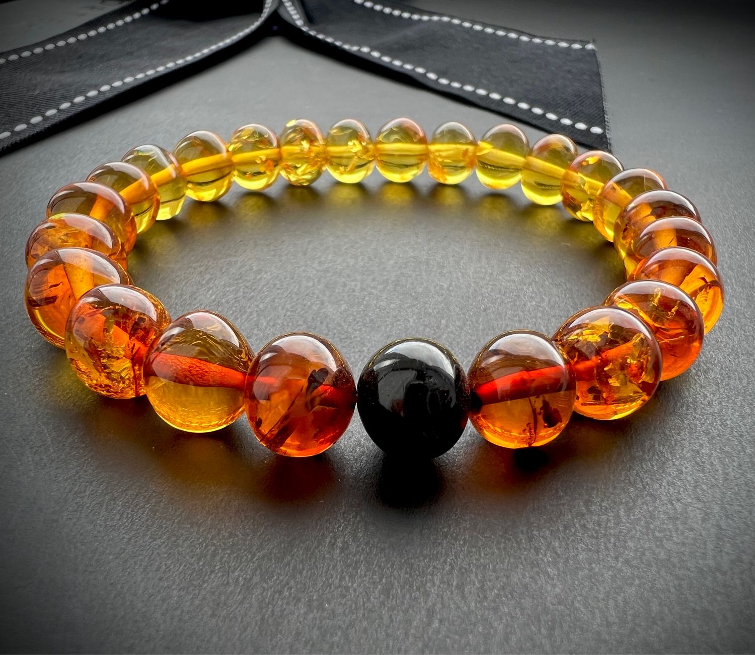 Браслеты из янтаря Браслеты из янтаря